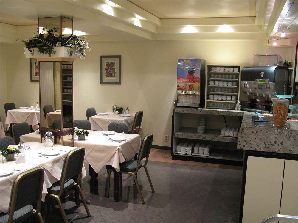 Hotel Best Western County House Saint-Gilles Restoran fotoğraf